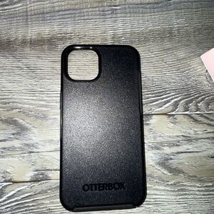 iPhone 13 Black OtterBox Case